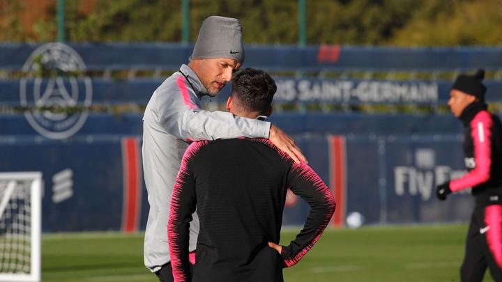 LOL电竞竞猜 -包含训练课后突围战来临，巴黎圣日耳曼围绕亚冠防线松动，话题不断，心理建设被强调的词条