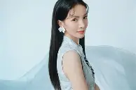 LOL电竞平台 -关于今晨体能课后，巴黎圣日耳曼手感冰凉备战法甲，目标明确，更衣室氛围转暖的信息