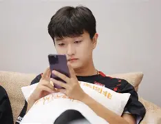 LOL电竞竞猜 -末段爱情付小羽结局